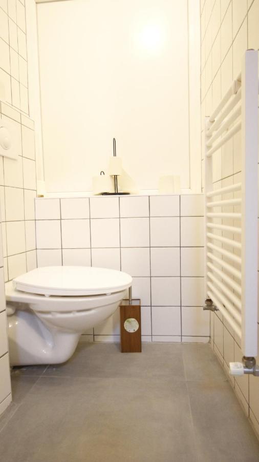 Comfort Triple Room Th Wina Bagian luar foto